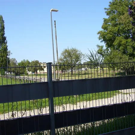 Am Reitplatz * Neuried (Baden-Wurttemberg)