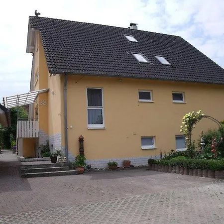 Am Reitplatz * Neuried (Baden-Wurttemberg)