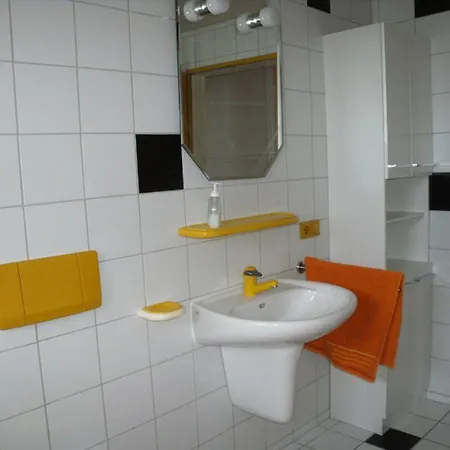 Apartment Ferienwohnung Am Reitplatz
